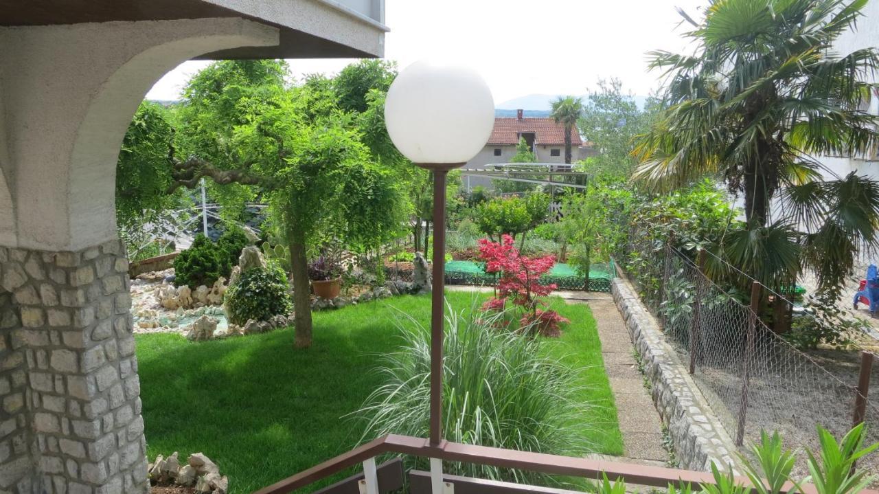 Apartments Marija Nada Malinska Ngoại thất bức ảnh